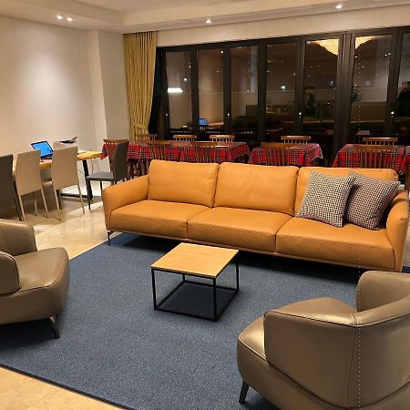 Jinhae Intercity Hotel チャングウォン エクステリア 写真