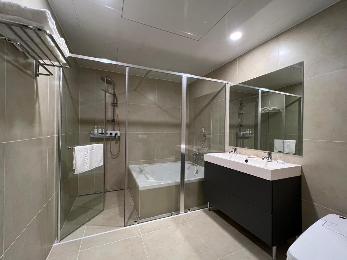 Jinhae Intercity Hotel チャングウォン エクステリア 写真