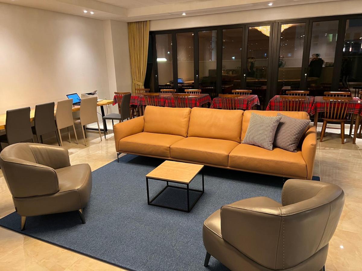 Jinhae Intercity Hotel チャングウォン エクステリア 写真