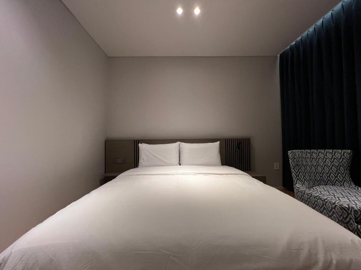 Jinhae Intercity Hotel チャングウォン エクステリア 写真